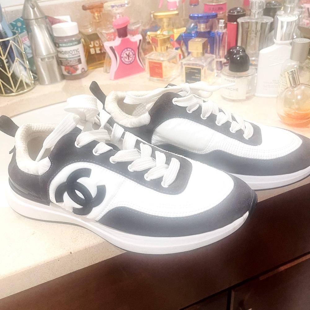 Chanel sneakers size 38